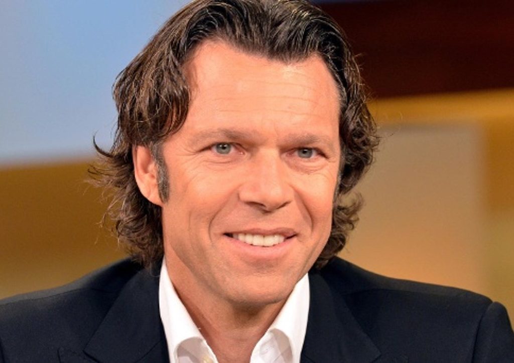 “Football is life in 90 minutes” – Interview with Urs Meier, former football referee