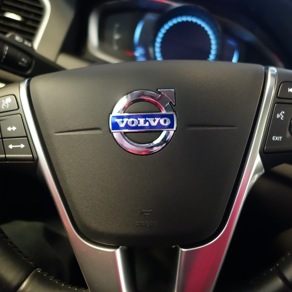 Volvo tests new autonomous heavy transports