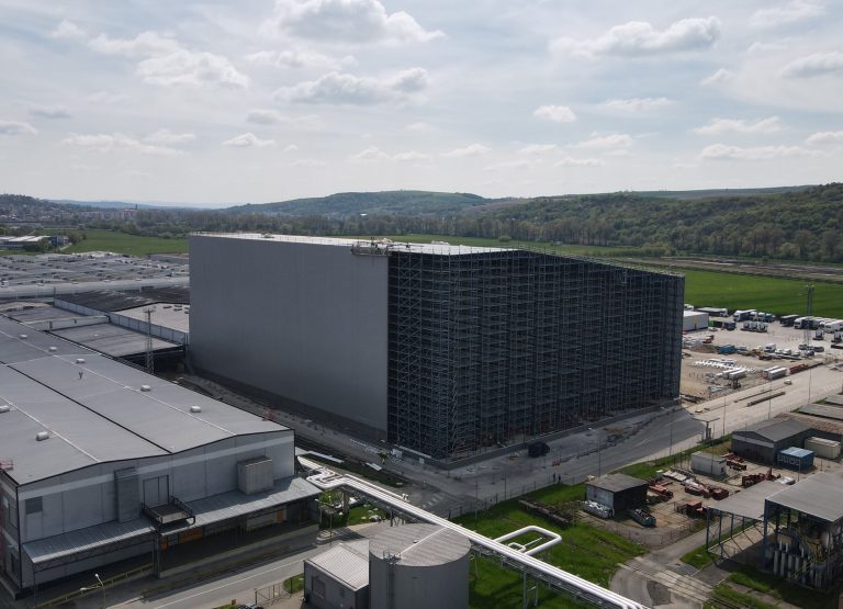 Continental optimizes its logistics in the Czech Republic